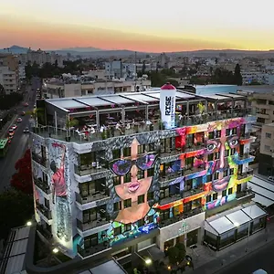 Rise Urban Art فندق